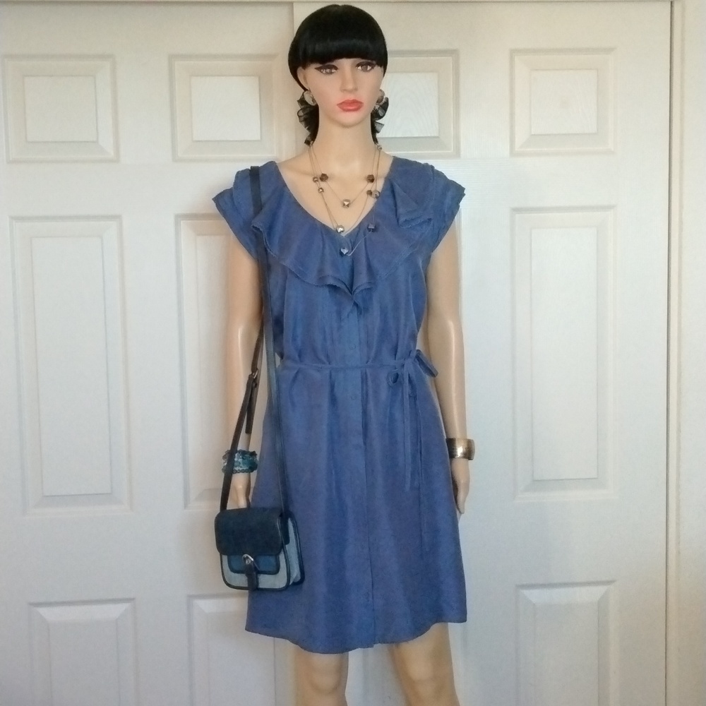 Tommy Hilfiger ruffle collar silk dress